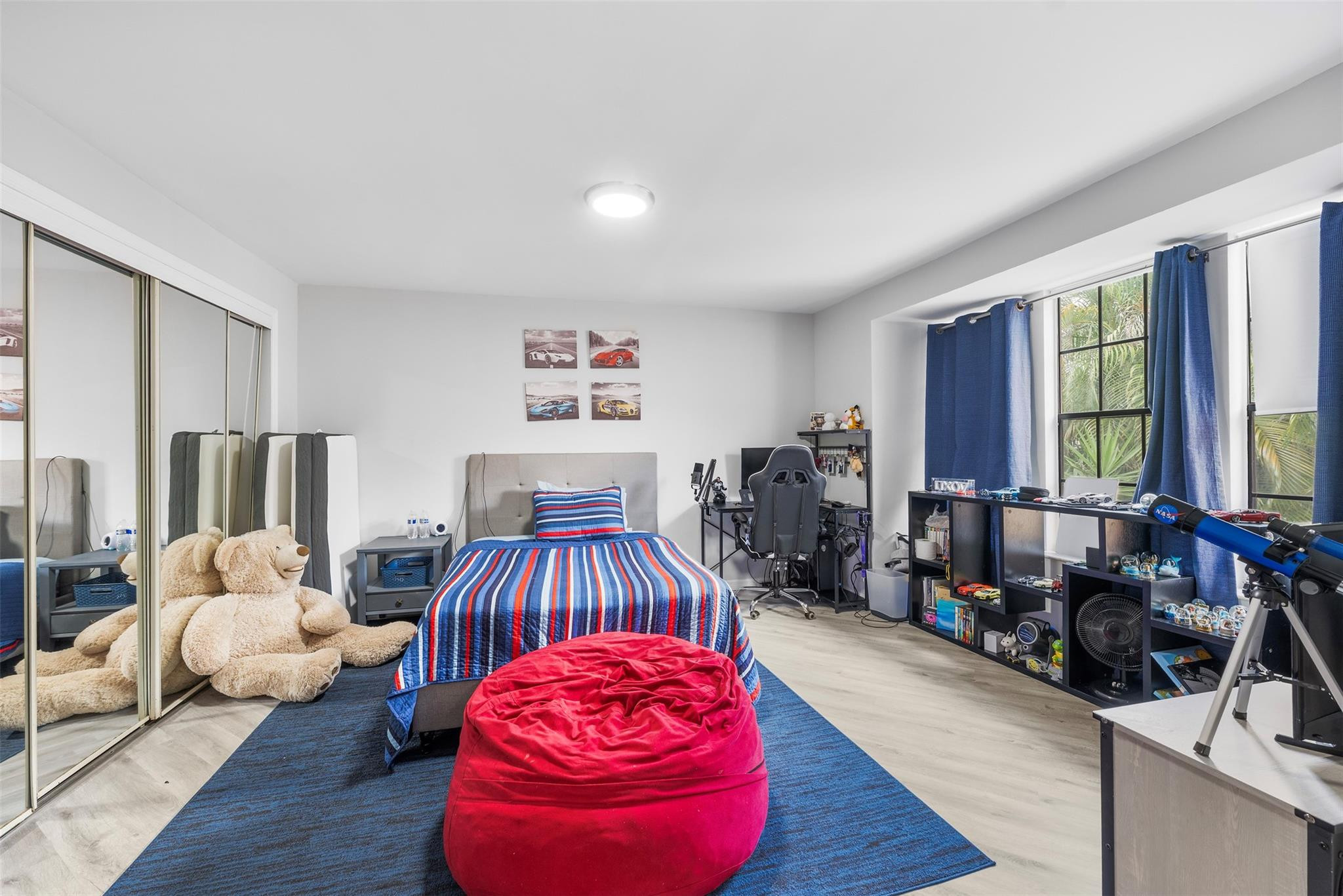 100 Weybridge Cir D