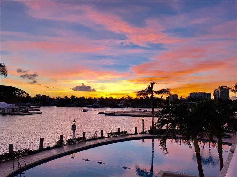 1 Las Olas Circle PH3