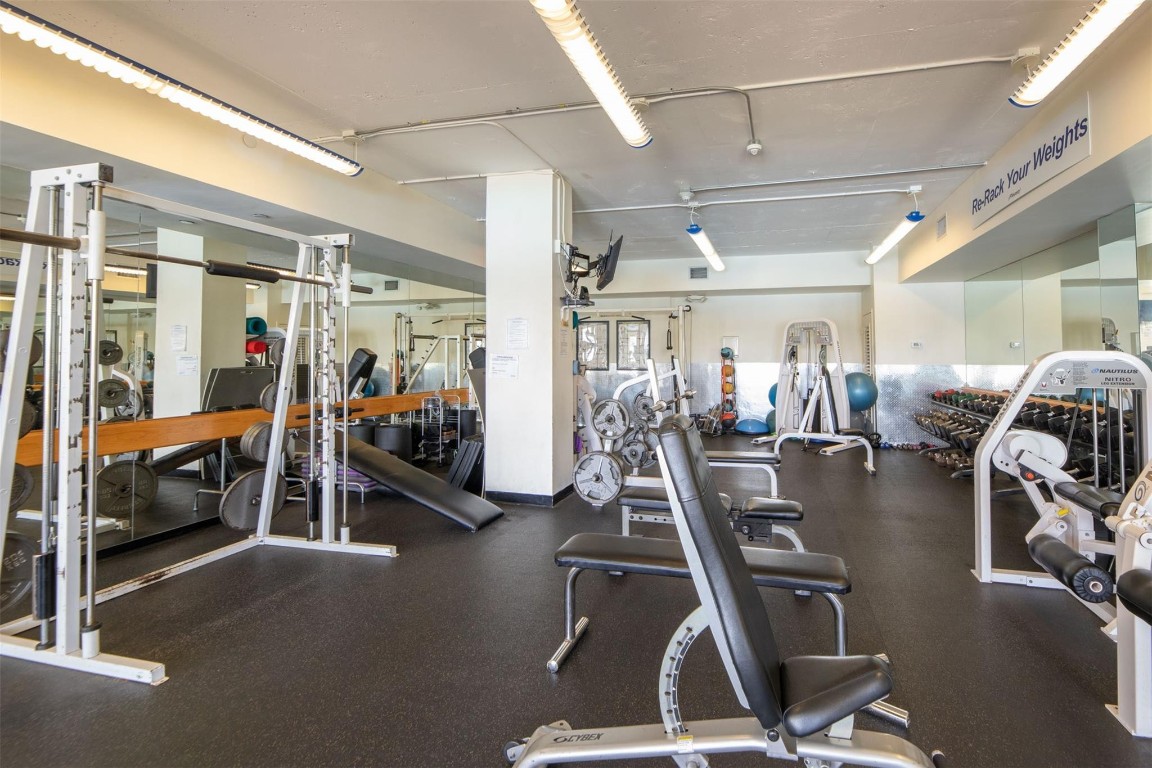 1 Las Olas Circle PH3