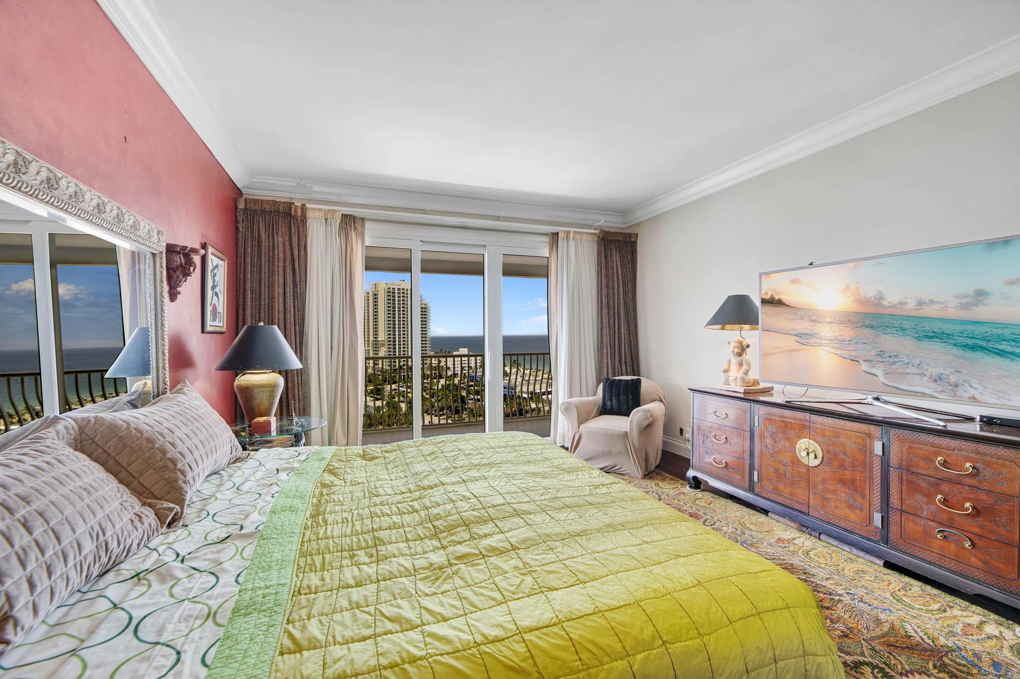 1 Las Olas Circle PH3