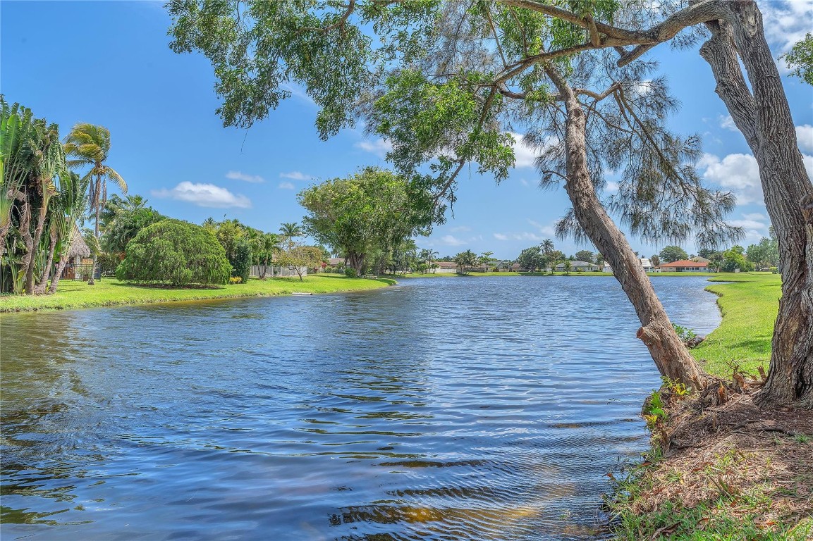 68 Via De Casas Norte 68