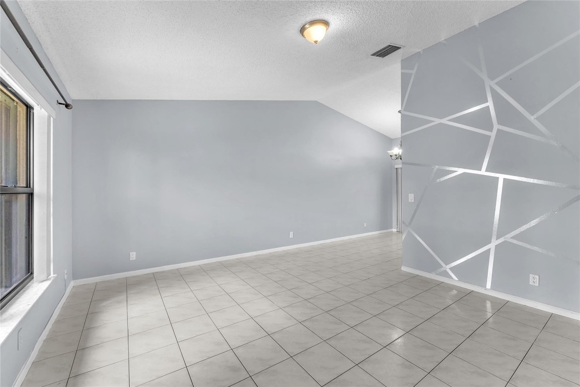 68 Via De Casas Norte 68