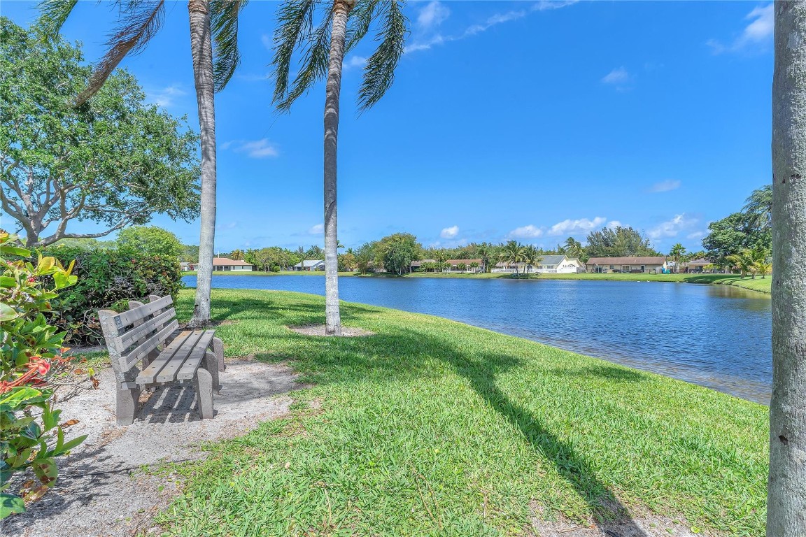 68 Via De Casas Norte 68