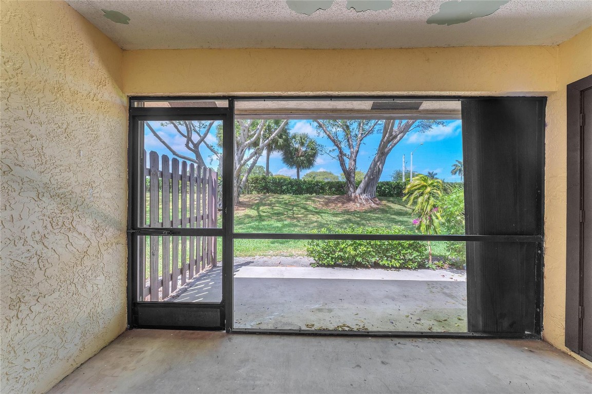 68 Via De Casas Norte 68