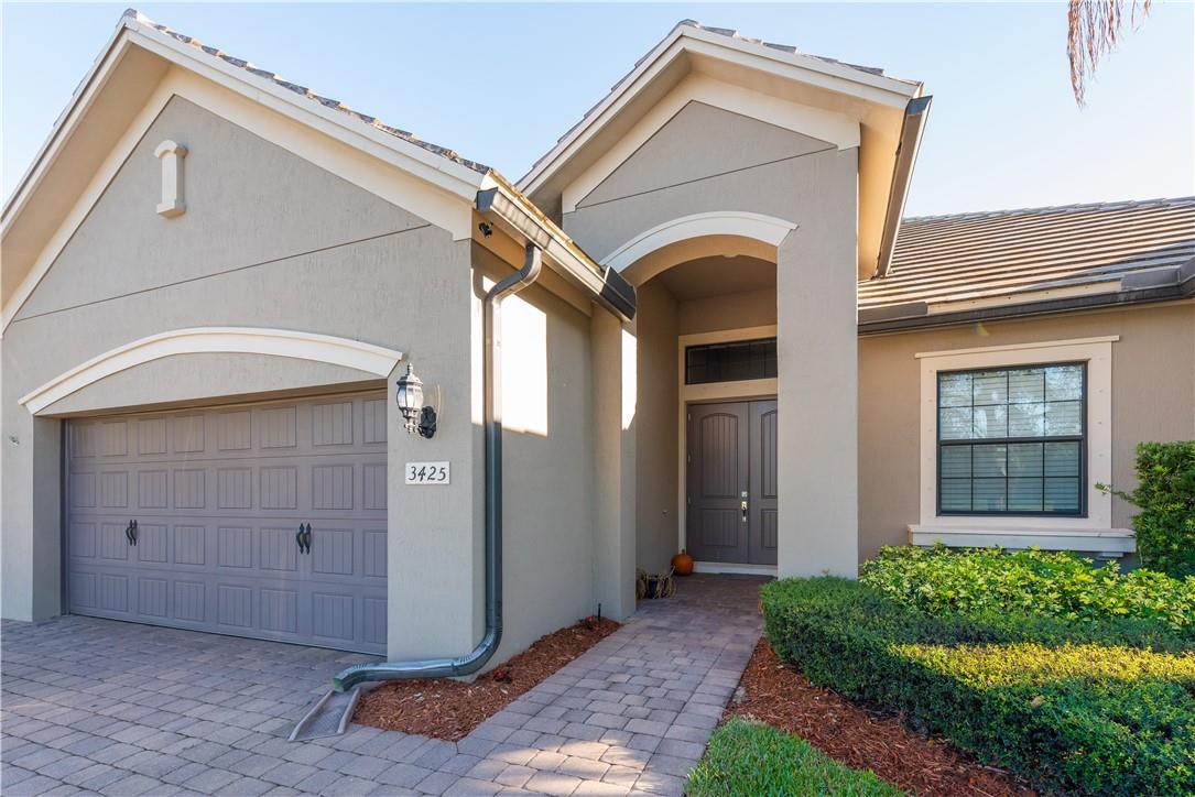 3425 Siena Cir