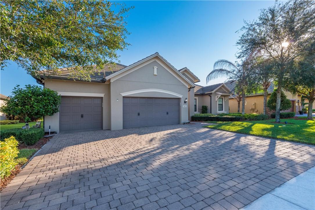 3425 Siena Cir