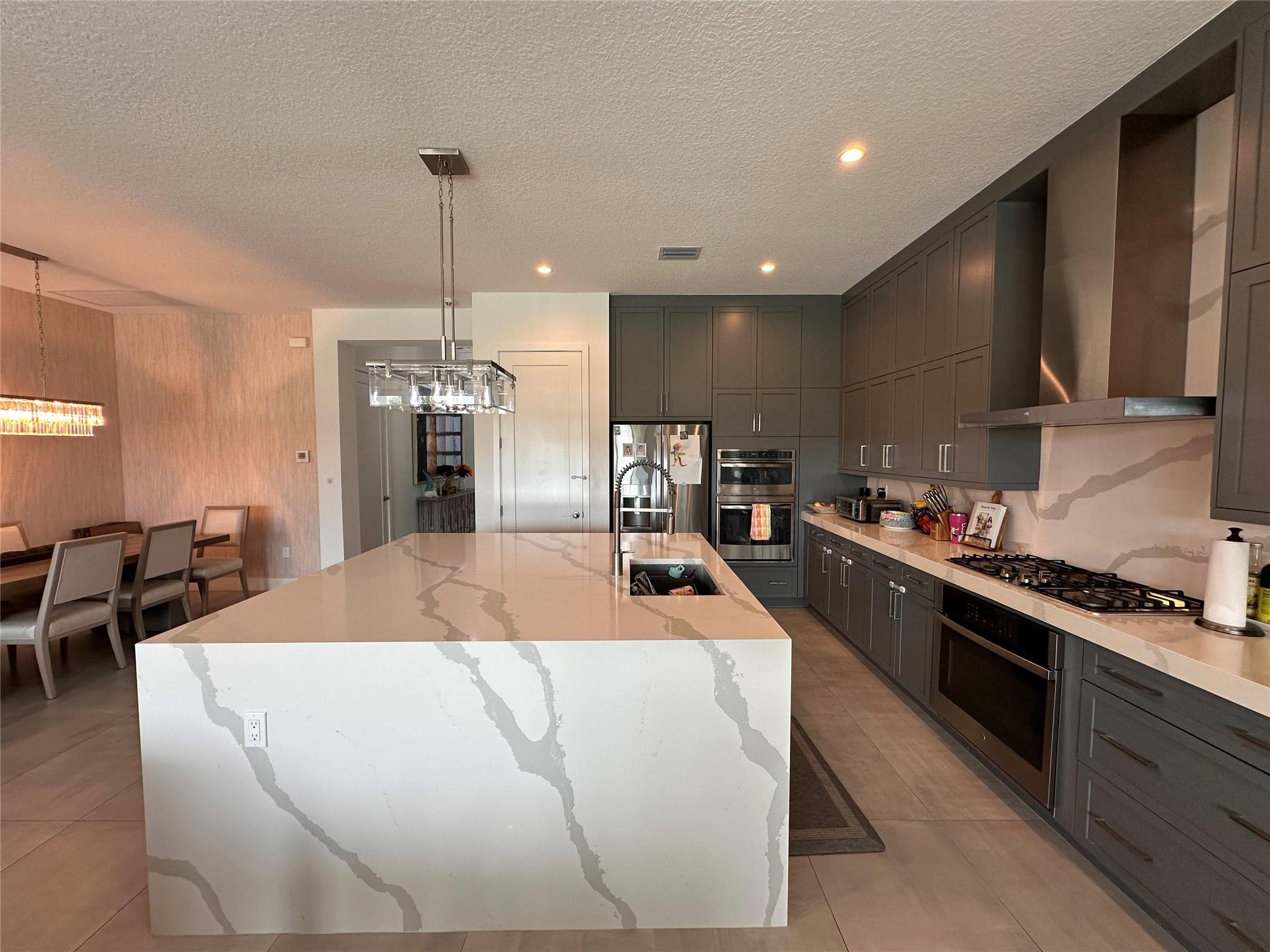 8519 Apple Falls Ln