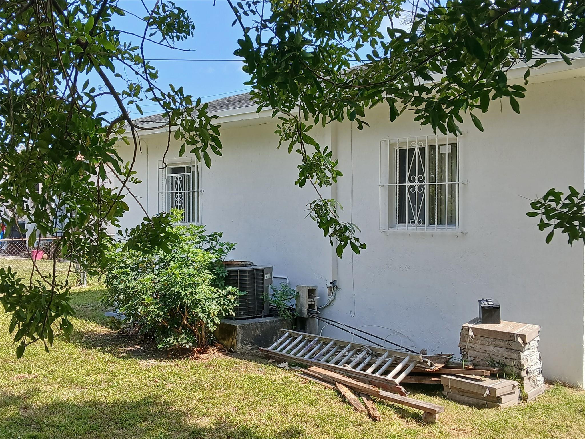 1371 NW 51st Terrace