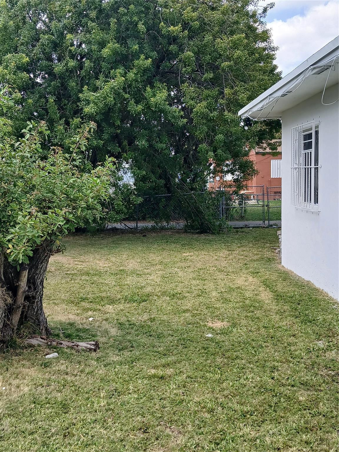 1371 NW 51st Terrace
