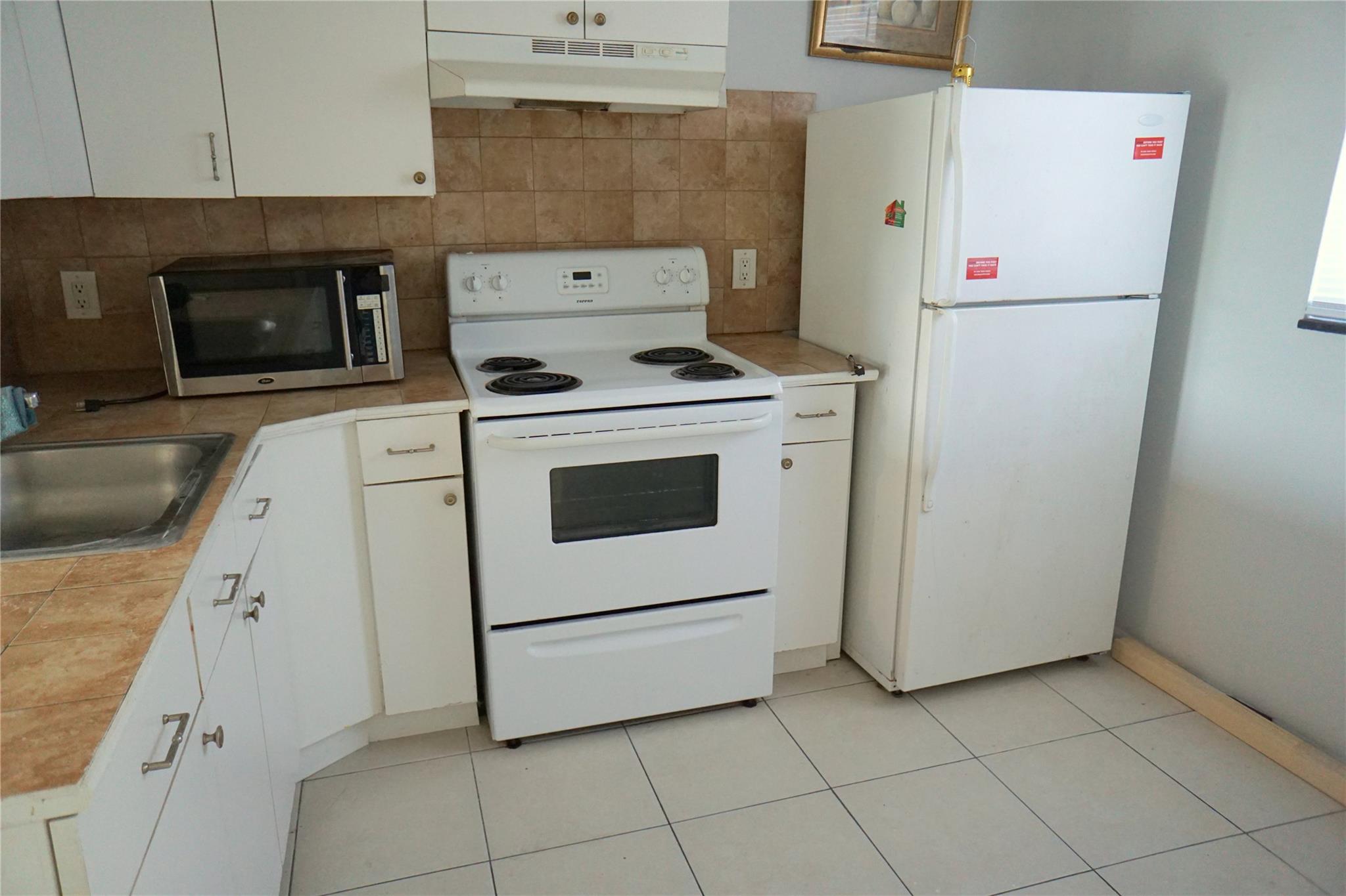 4311 Crystal Lake Dr 321