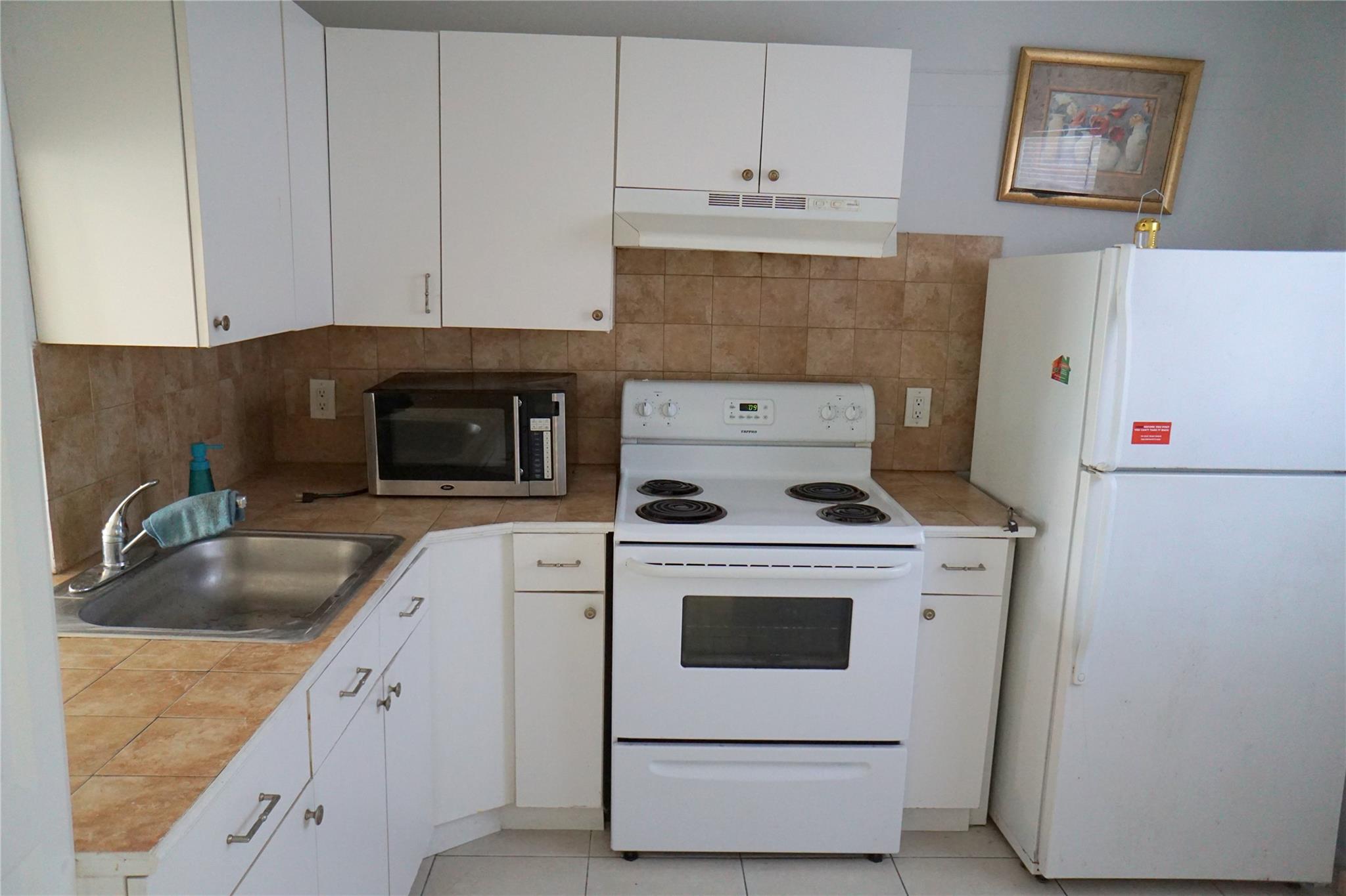 4311 Crystal Lake Dr 321