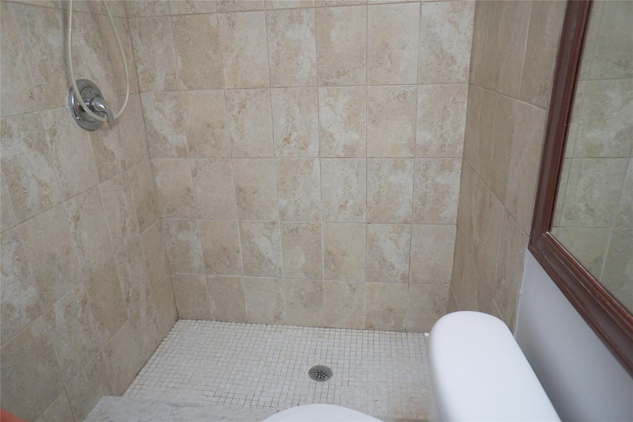 4311 Crystal Lake Dr 321