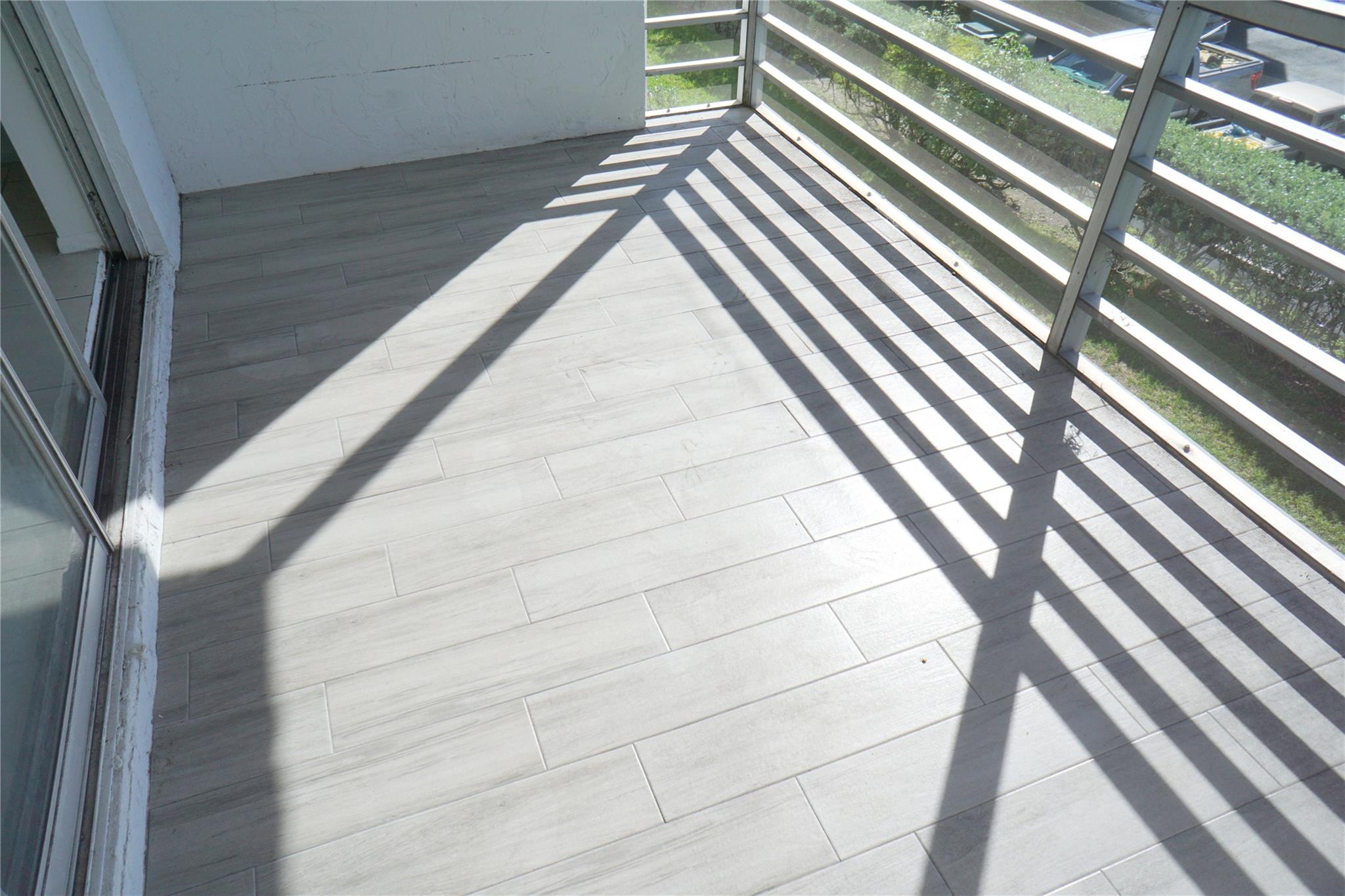 4311 Crystal Lake Dr 321