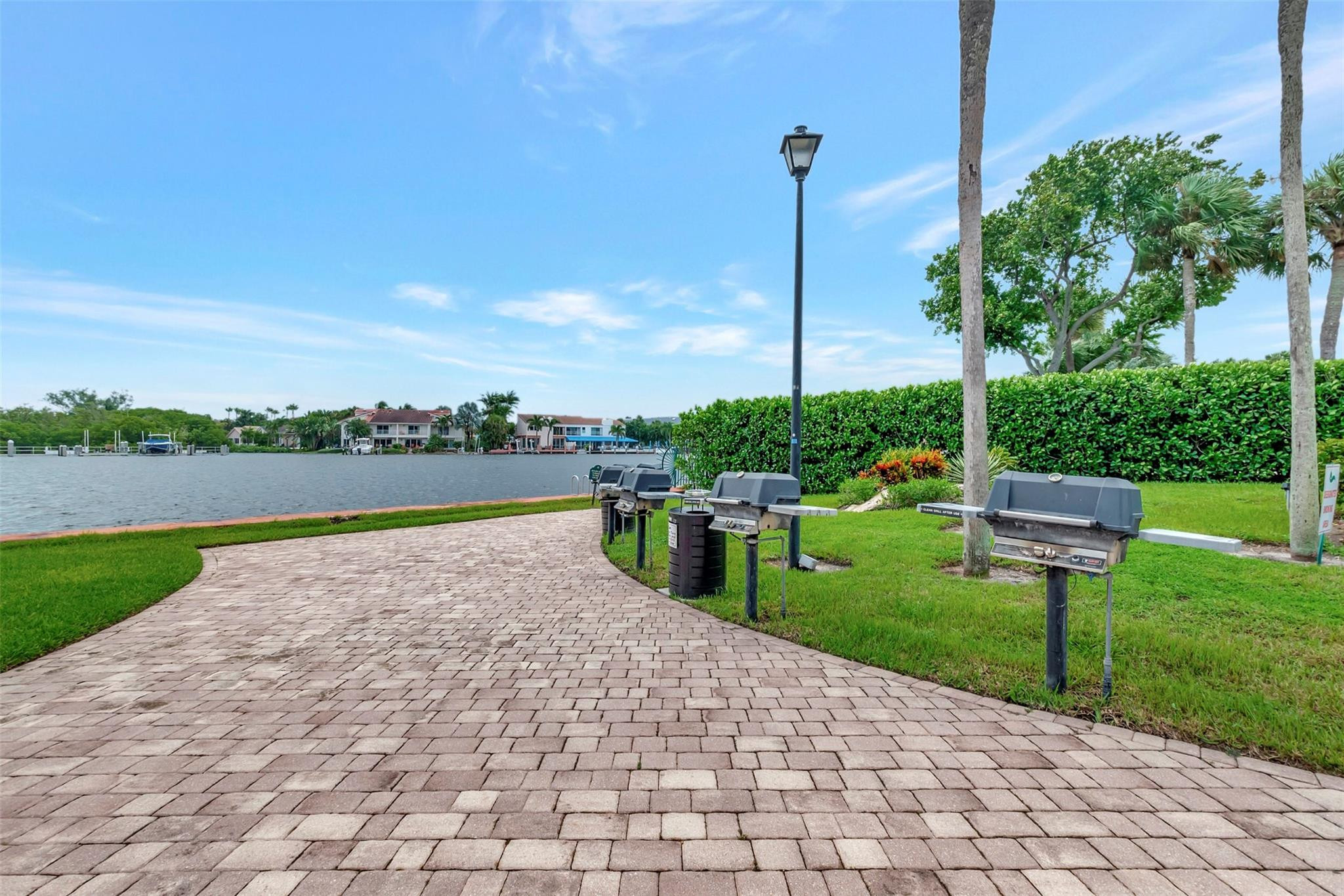 899 Jeffery St 109