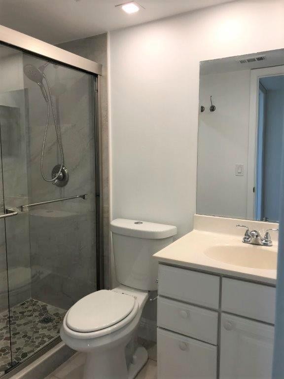 21902 Lake Forest Cir 103