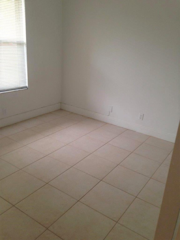 21902 Lake Forest Cir 103