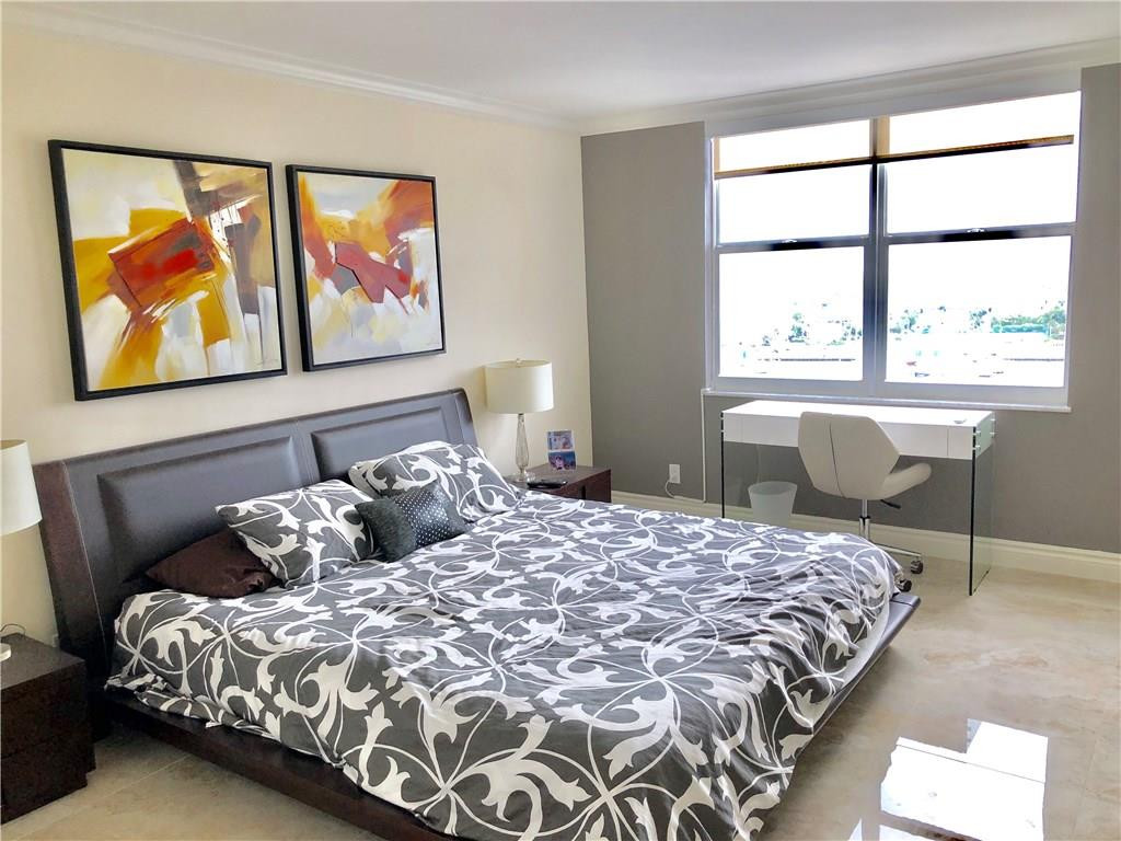 1 Las Olas Circle 1414