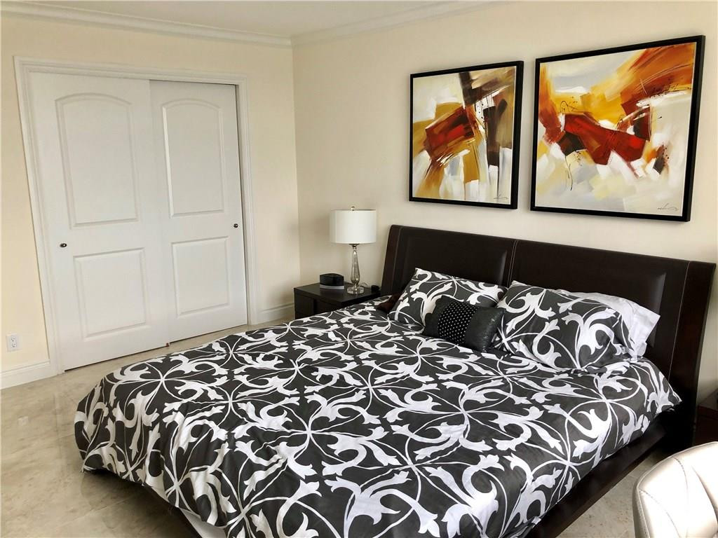 1 Las Olas Circle 1414