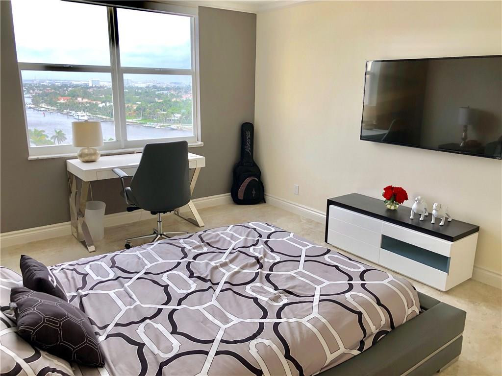 1 Las Olas Circle 1414