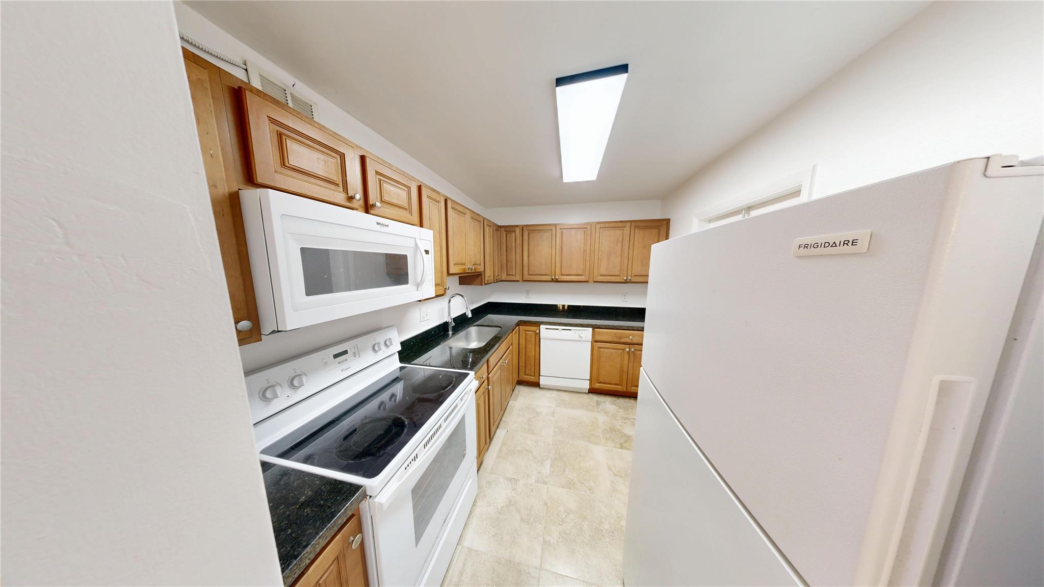 636 NW 13th St
