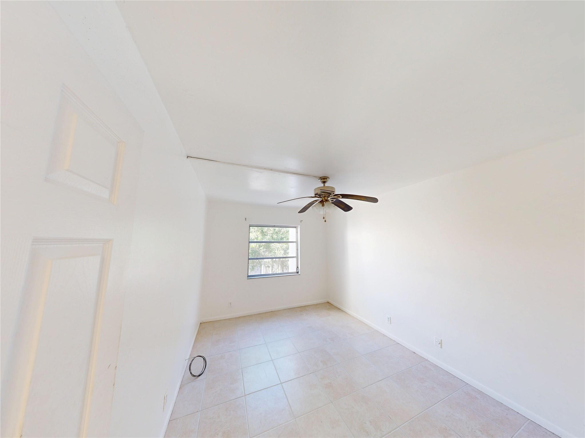 636 NW 13th St
