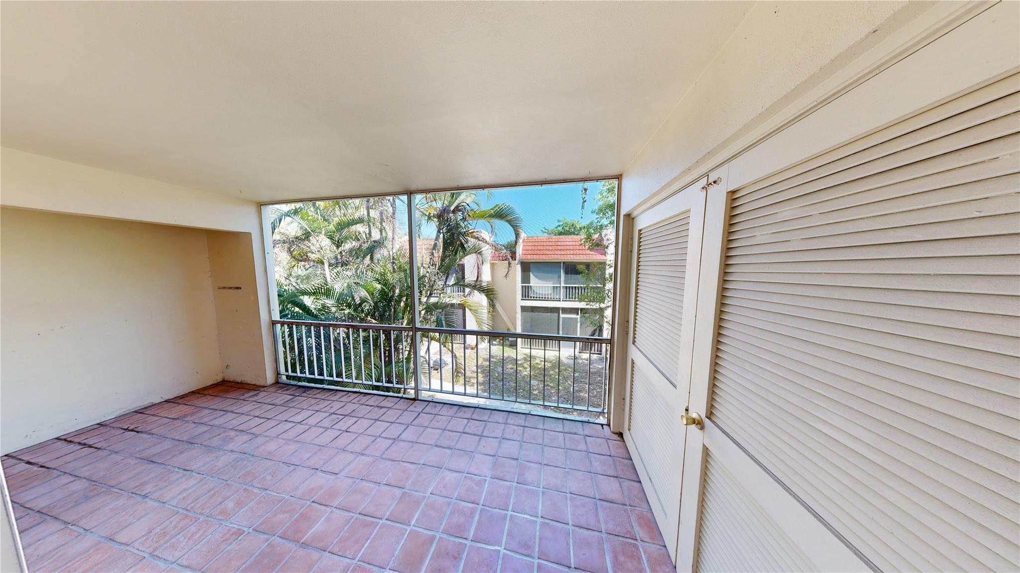 636 NW 13th St