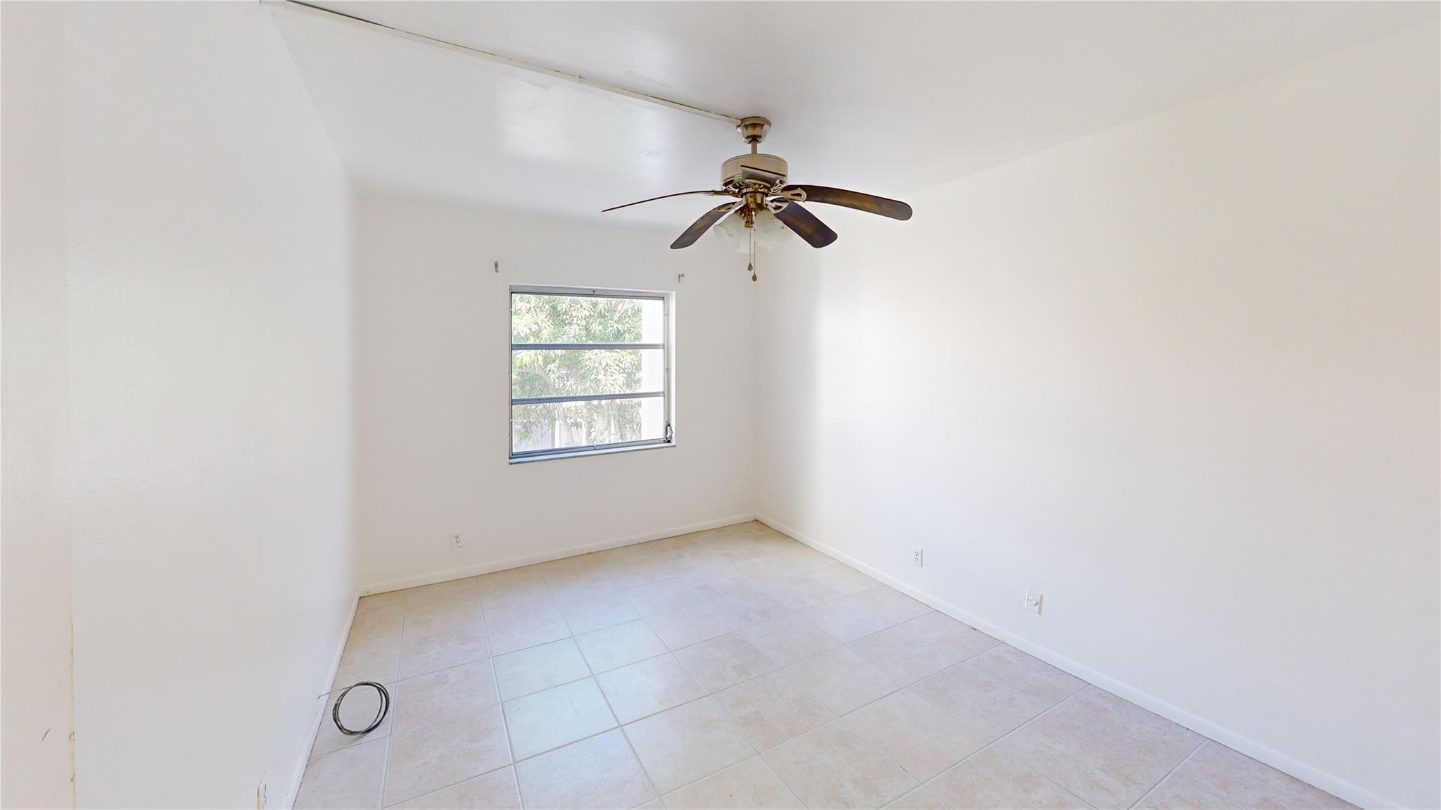 636 NW 13th St