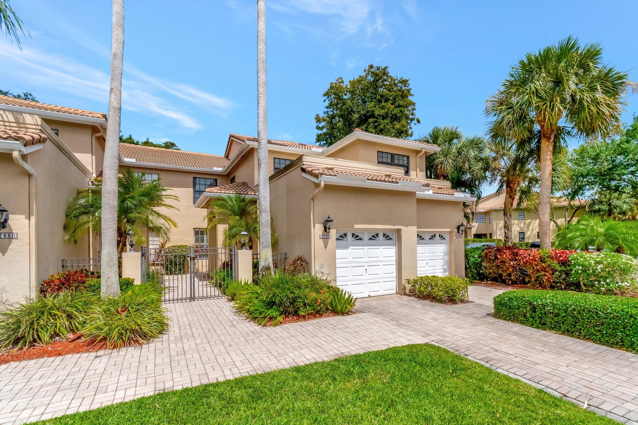 22760 Mandeville Pl E