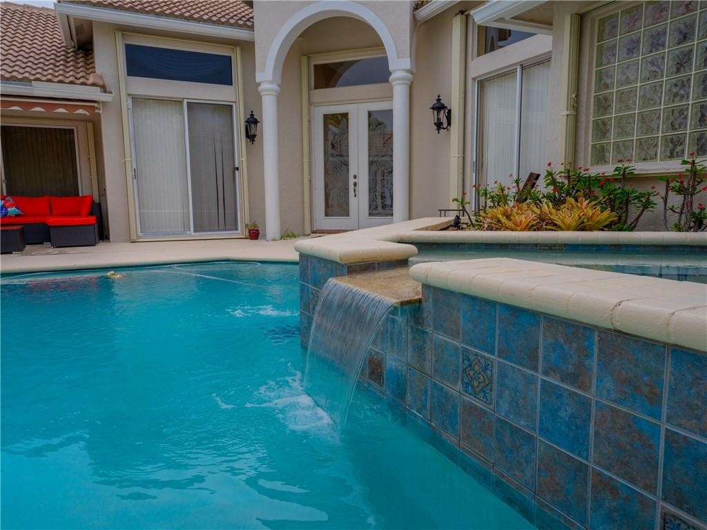 20107 Ocean Key Dr