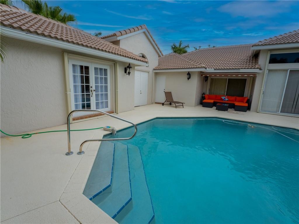 20107 Ocean Key Dr