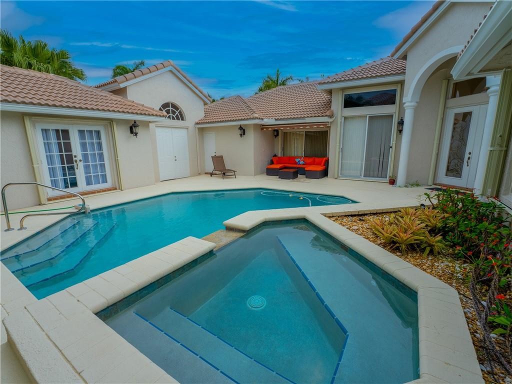 20107 Ocean Key Dr