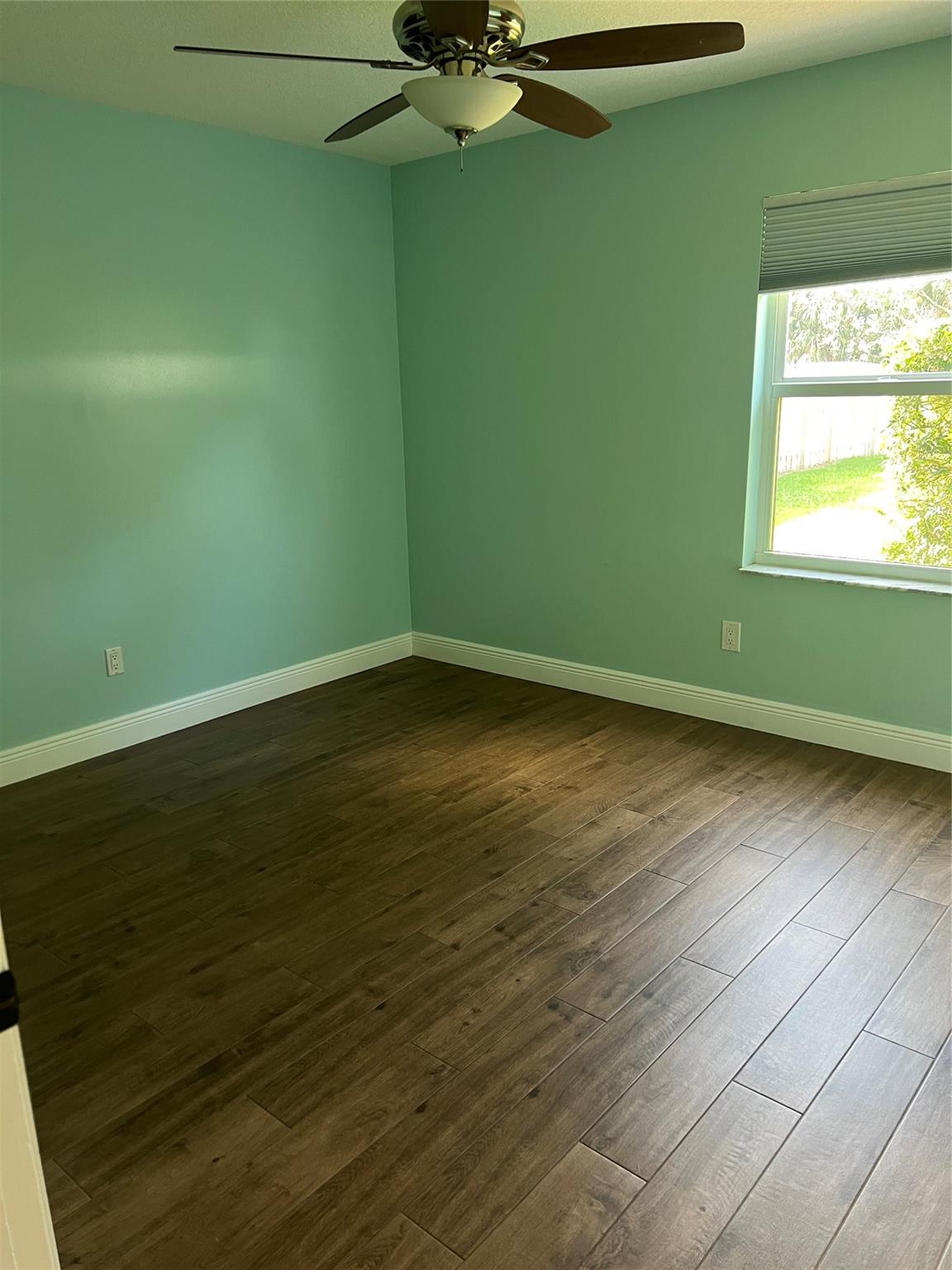 13813 Geranium Pl