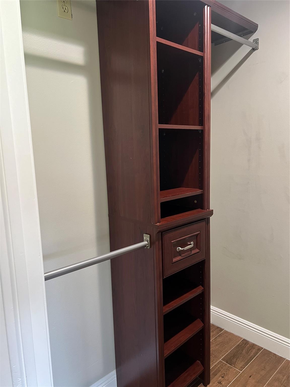 13813 Geranium Pl