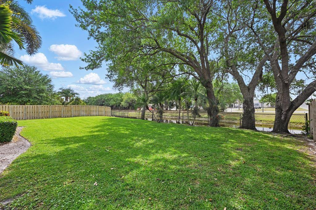 13813 Geranium Pl