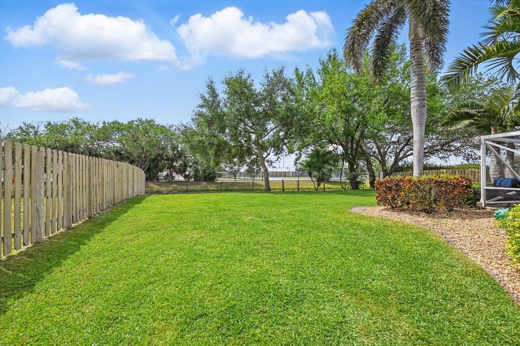 13813 Geranium Pl