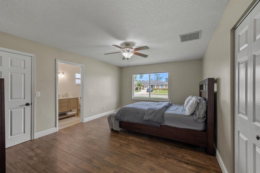 13813 Geranium Pl