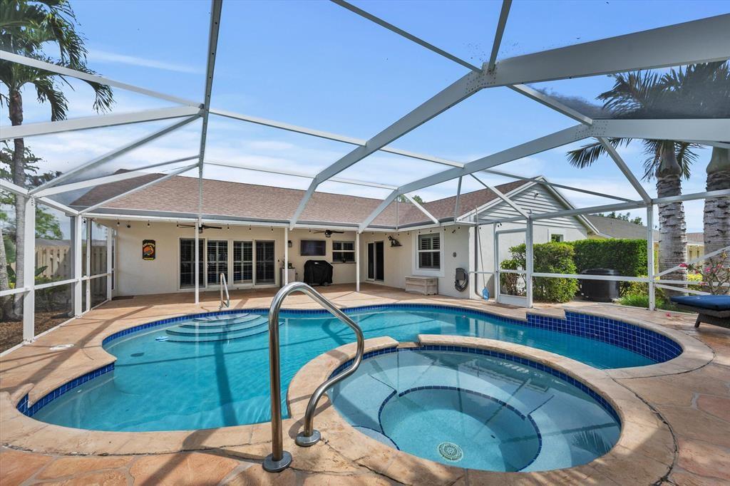 13813 Geranium Pl