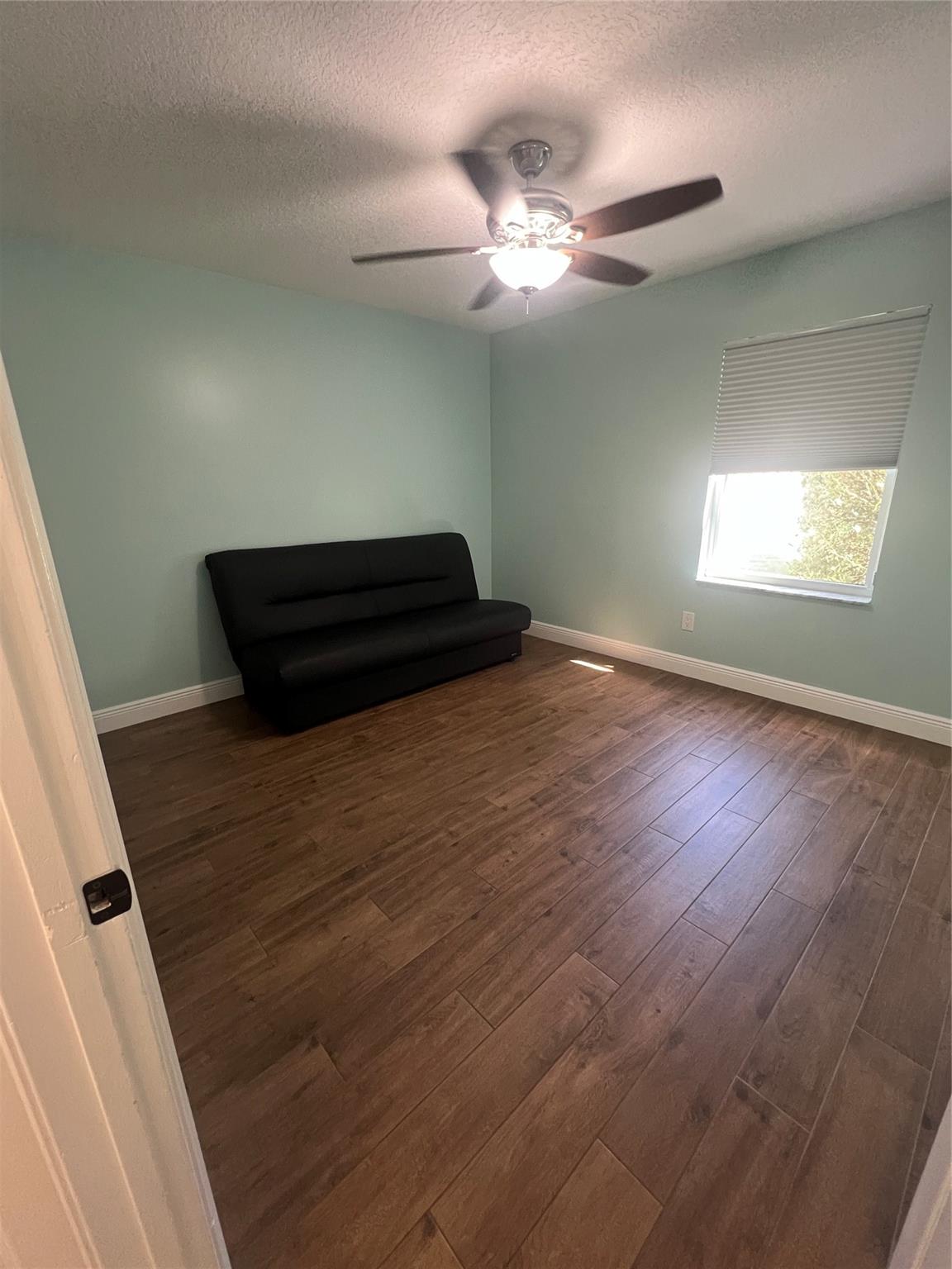 13813 Geranium Pl