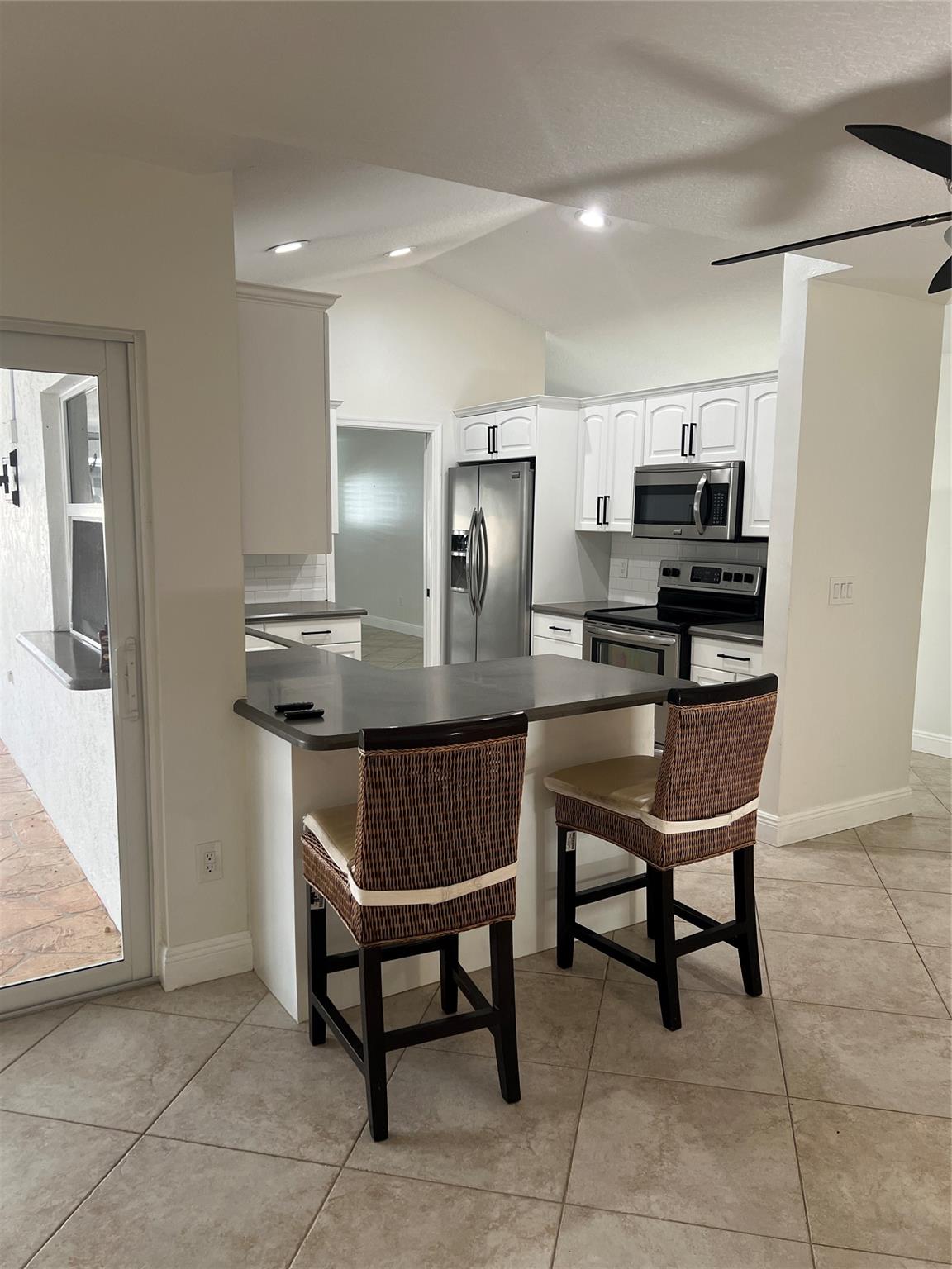 13813 Geranium Pl