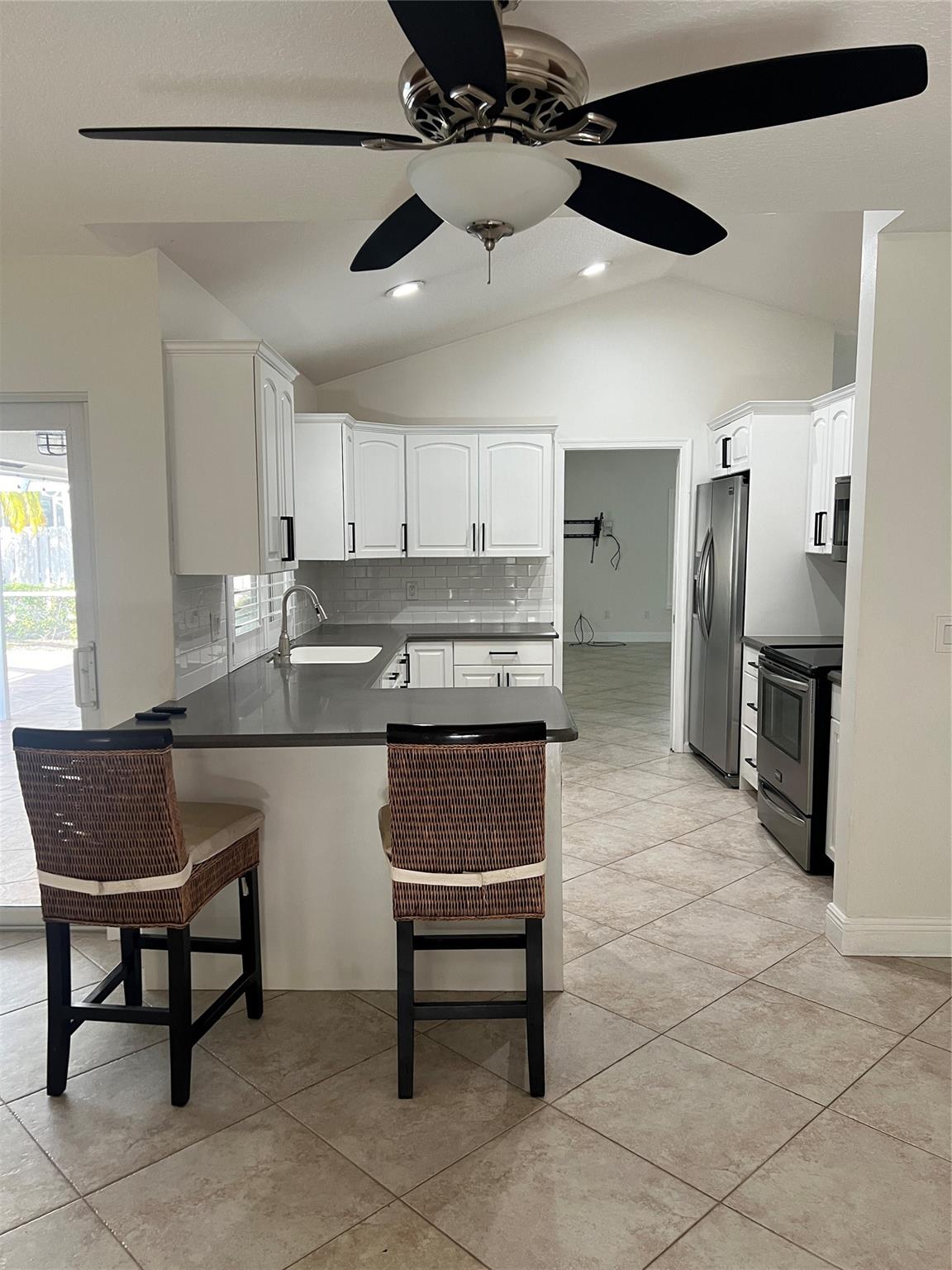 13813 Geranium Pl