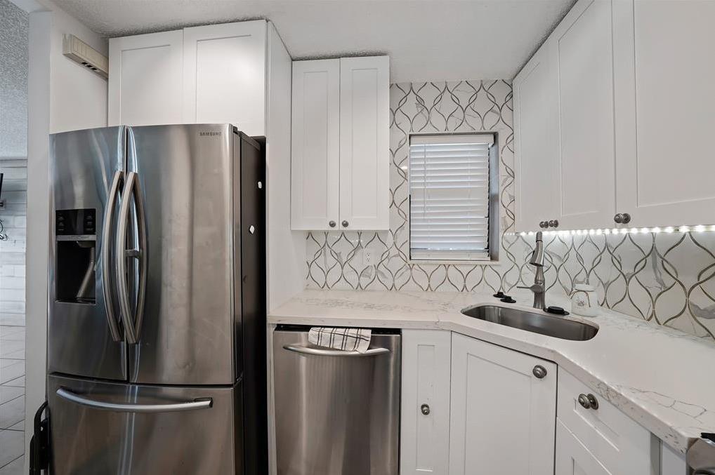 4655 NW 22nd St 4205