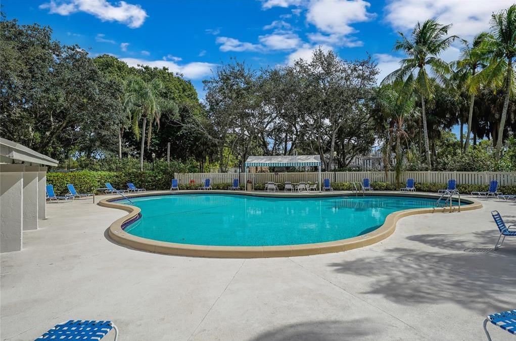 4655 NW 22nd St 4205