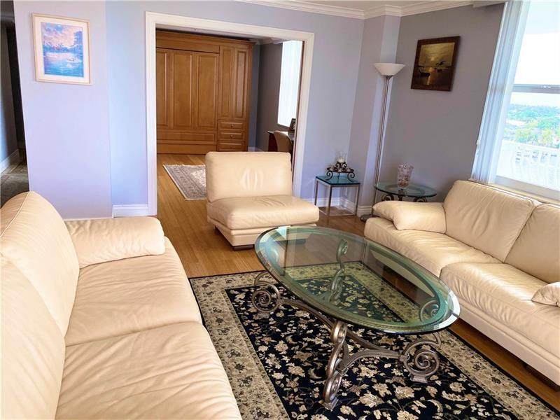 1 Las Olas Circle 809