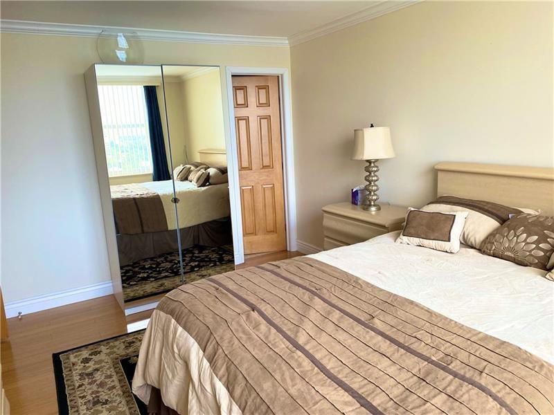 1 Las Olas Circle 809