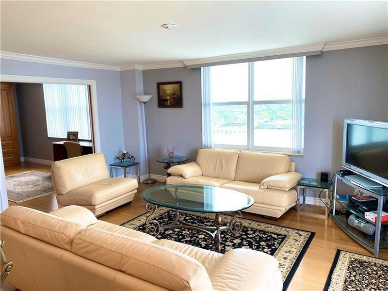 1 Las Olas Circle 809