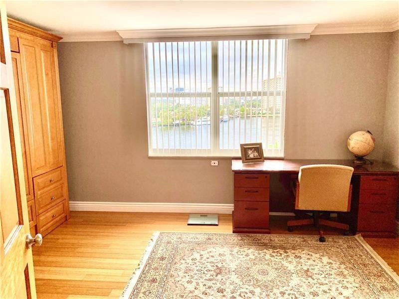 1 Las Olas Circle 809