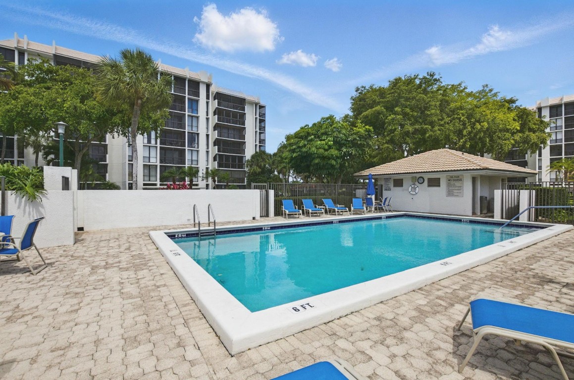 1534 Bridgewood Dr 1534