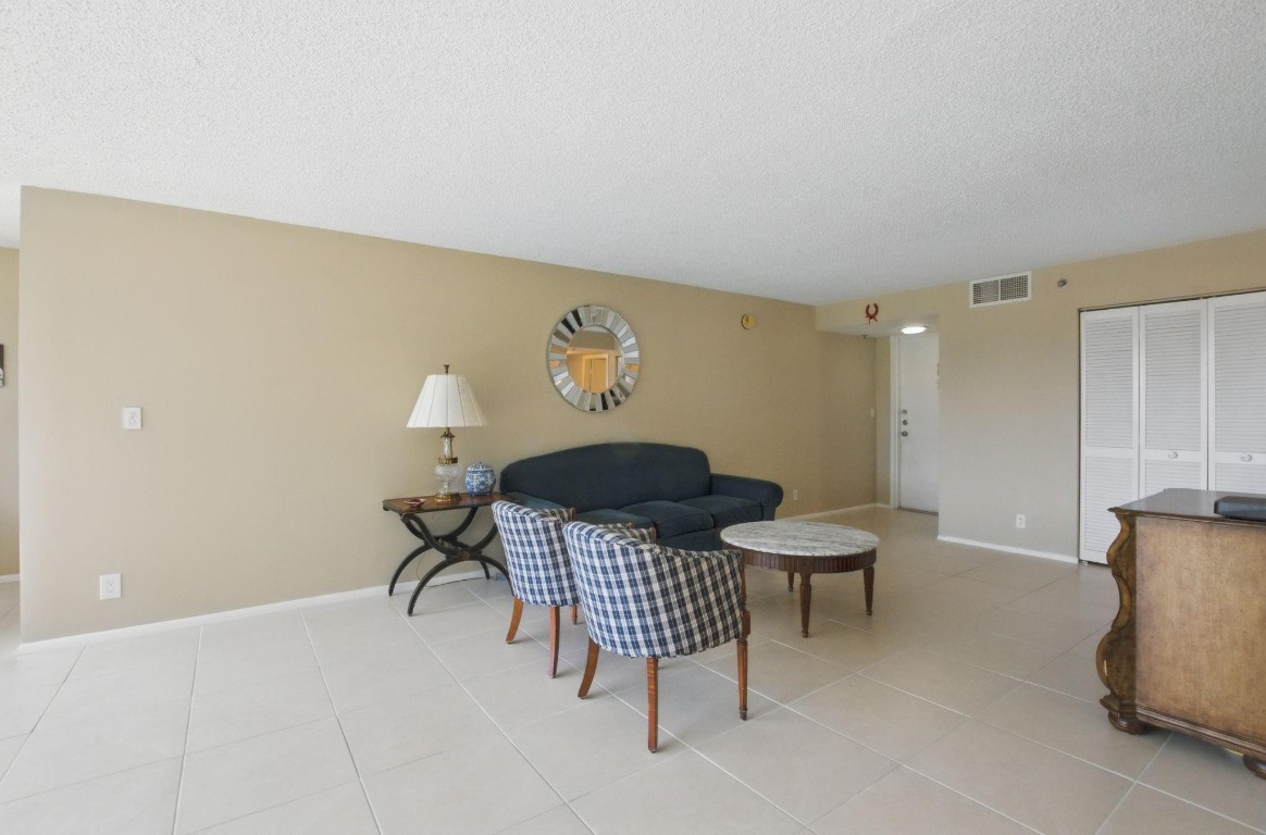 1534 Bridgewood Dr 1534