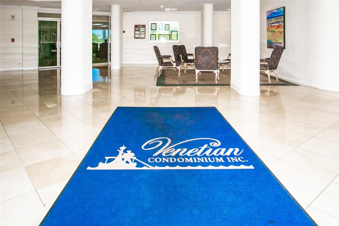 1 Las Olas Circle 1112