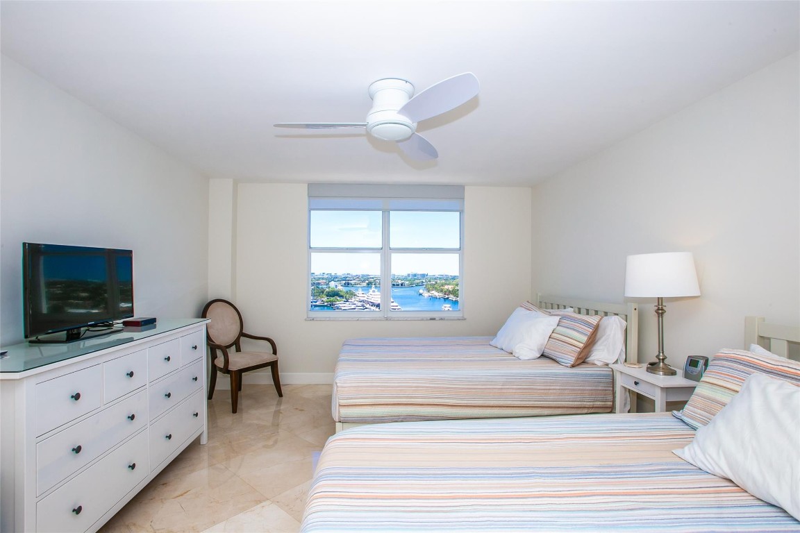 1 Las Olas Circle 1112